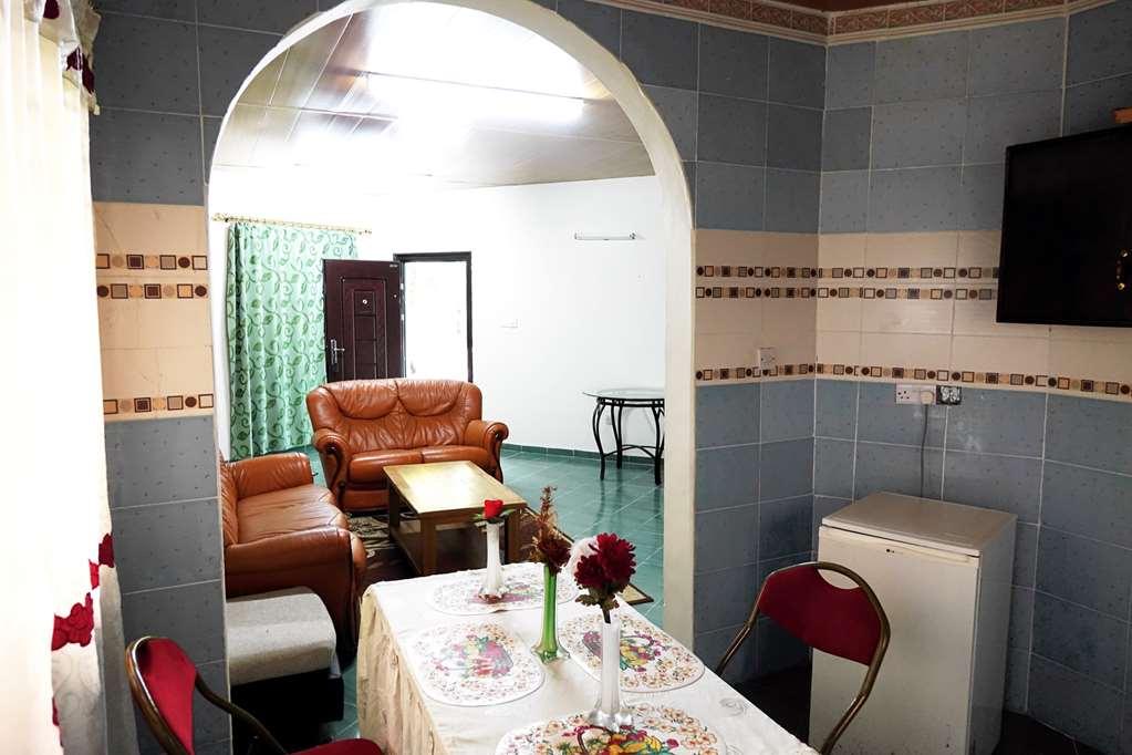 Wusum Hotel Makeni Room photo